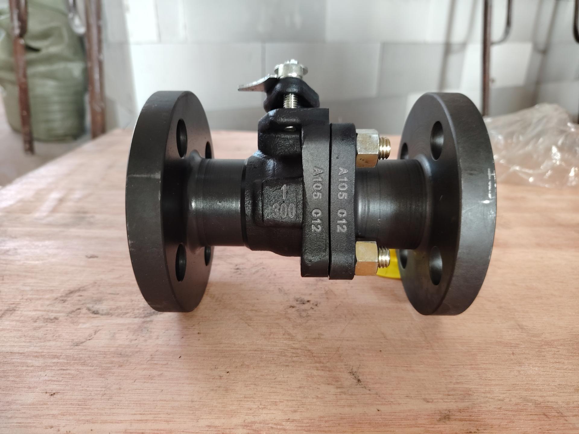 API 6D A105 Forged Two-piece Ball Valve RF